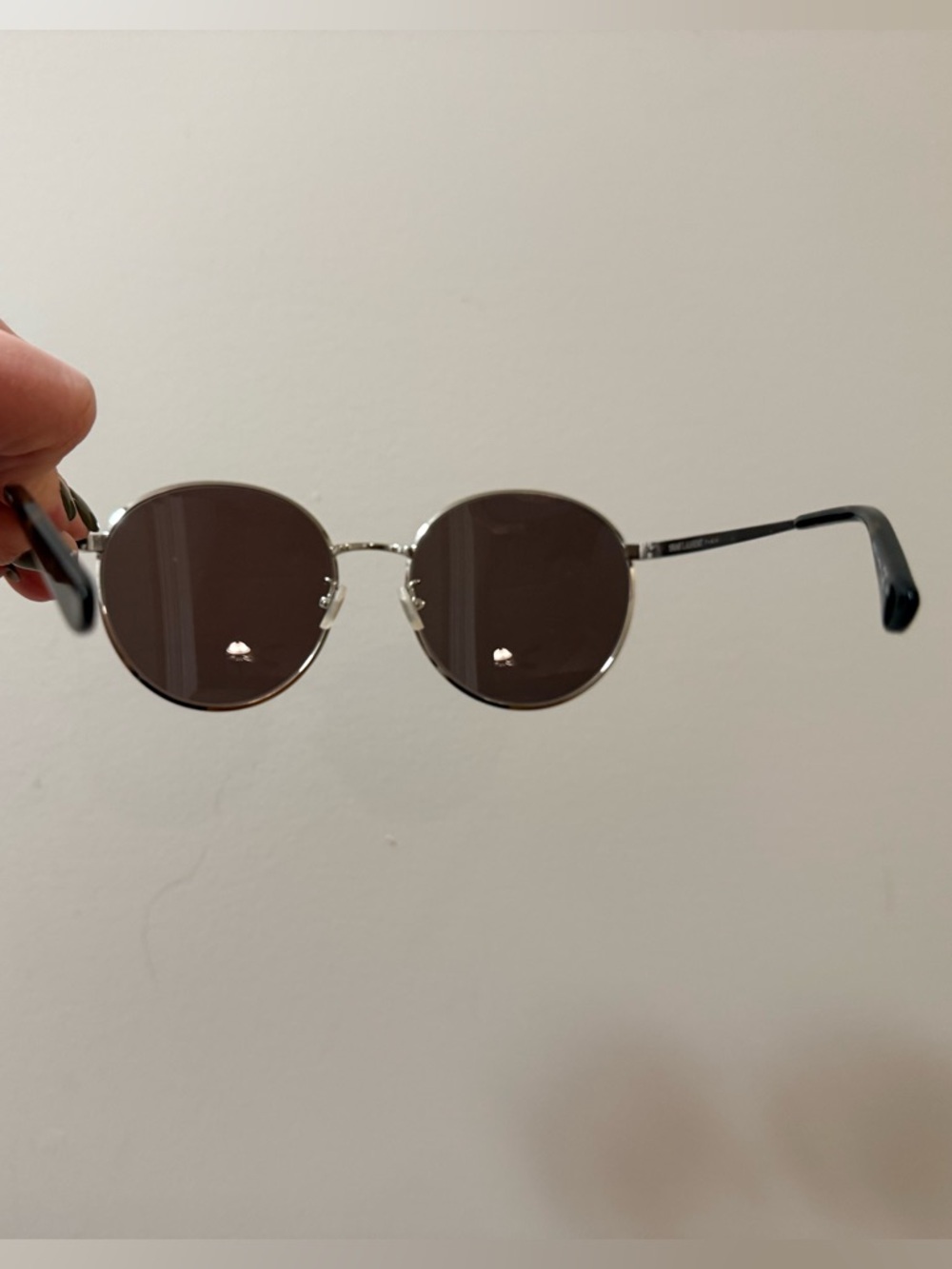 *Authentic* Saint Laurent - Aviator Sunglasses w/ Case - Picture 4 of 10